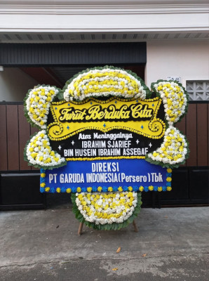 Papan Bunga Duka di Pancoran Mas